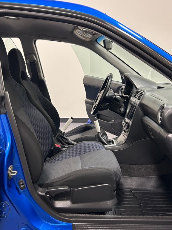 2002 Subaru Impreza Image 12