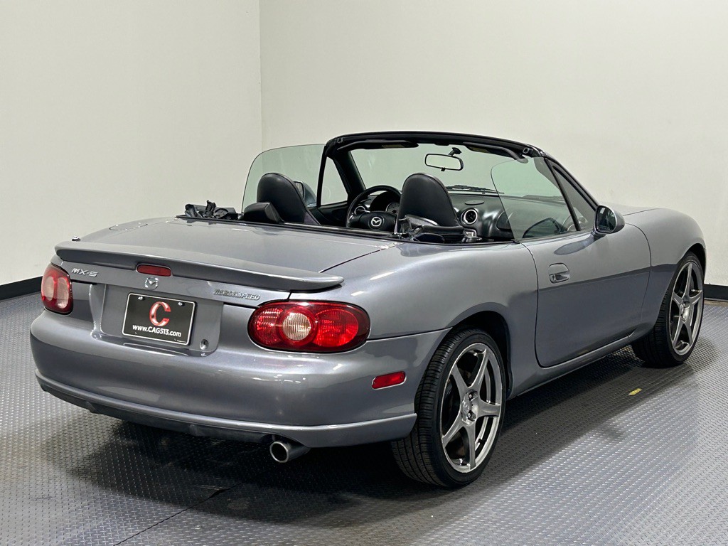 2004 Mazda MX-5 Miata Image 14