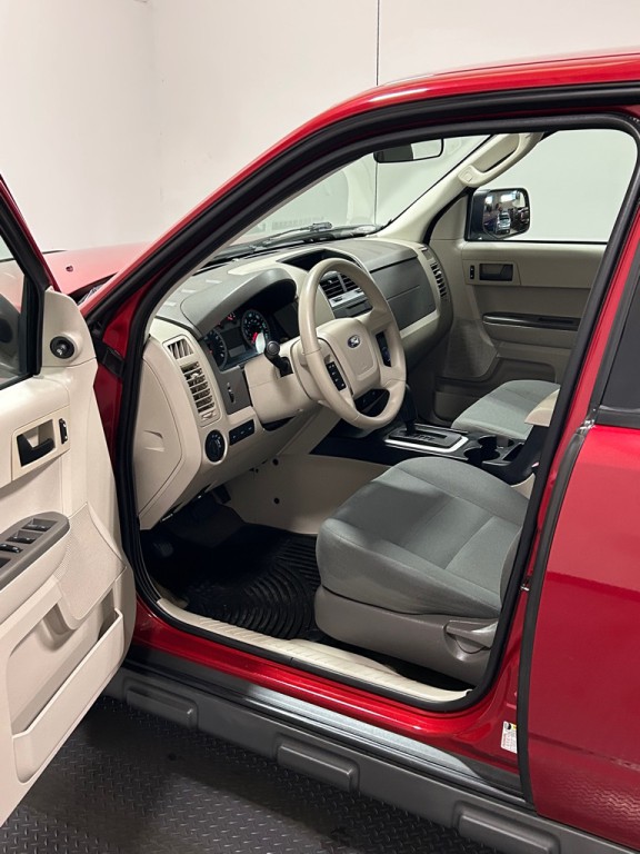 2011 Ford Escape Image 8