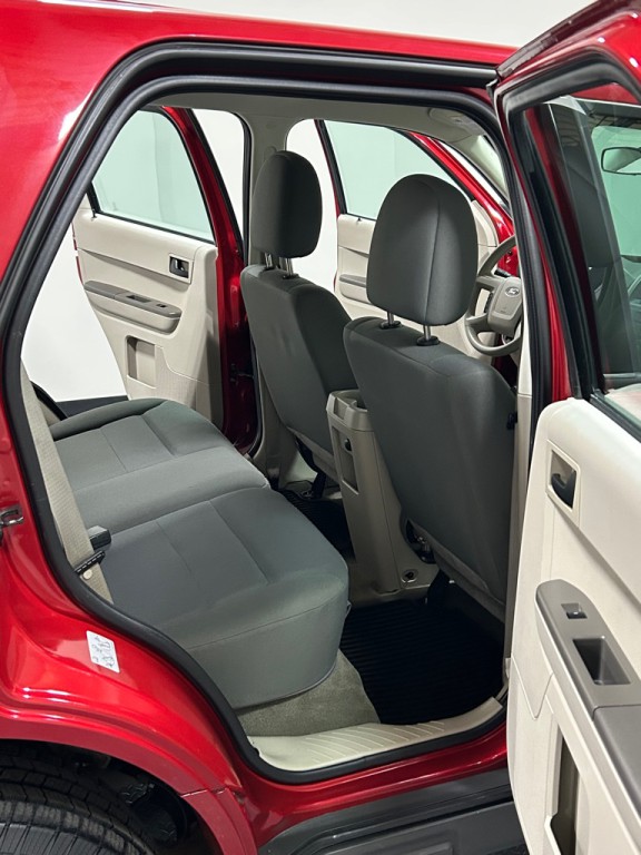 2011 Ford Escape Image 10