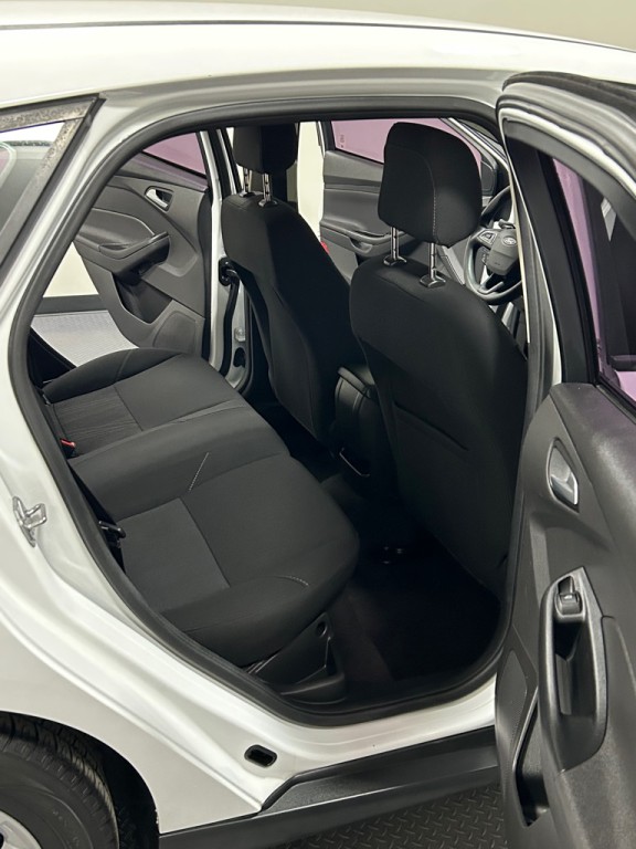 2018 Ford Focus Image 10