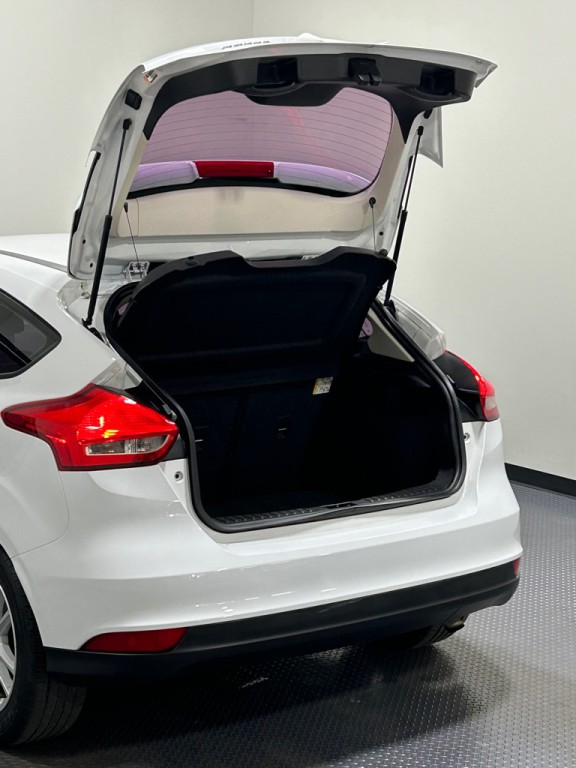 2018 Ford Focus Image 12