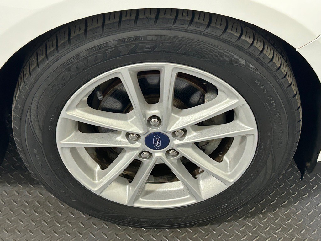 2018 Ford Focus Image 17