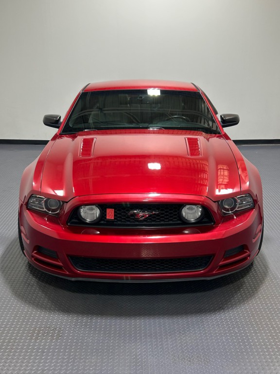 2013 Ford Mustang Image 3
