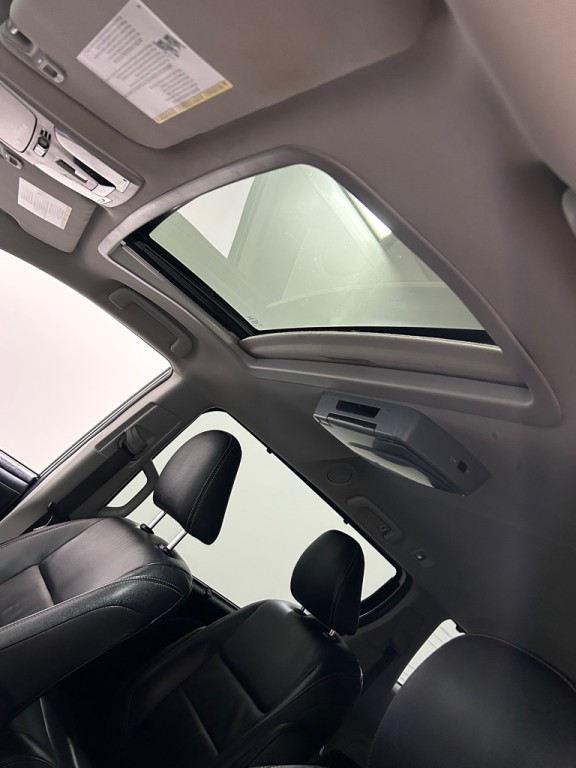 2015 Toyota Sienna Image 18