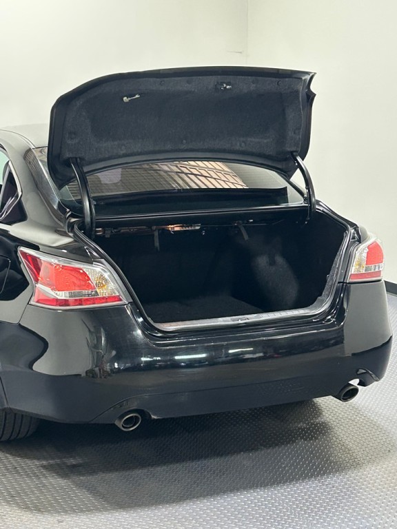 2014 Nissan Altima Image 11