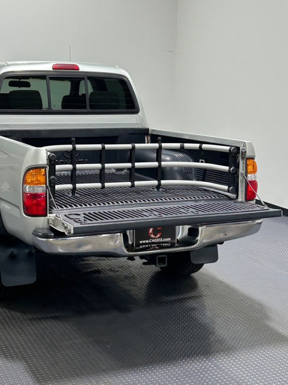 2003 Toyota Tacoma Image 11
