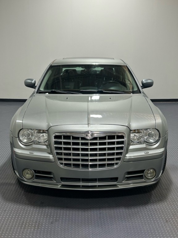 2006 Chrysler 300 Image 3