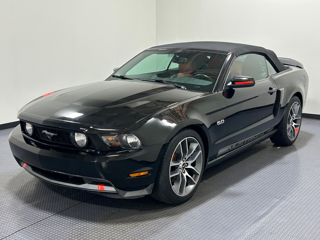 2012 Ford Mustang Image 1