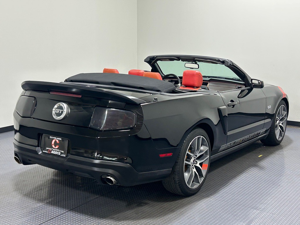 2012 Ford Mustang Image 16