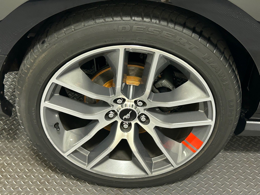 2012 Ford Mustang Image 19