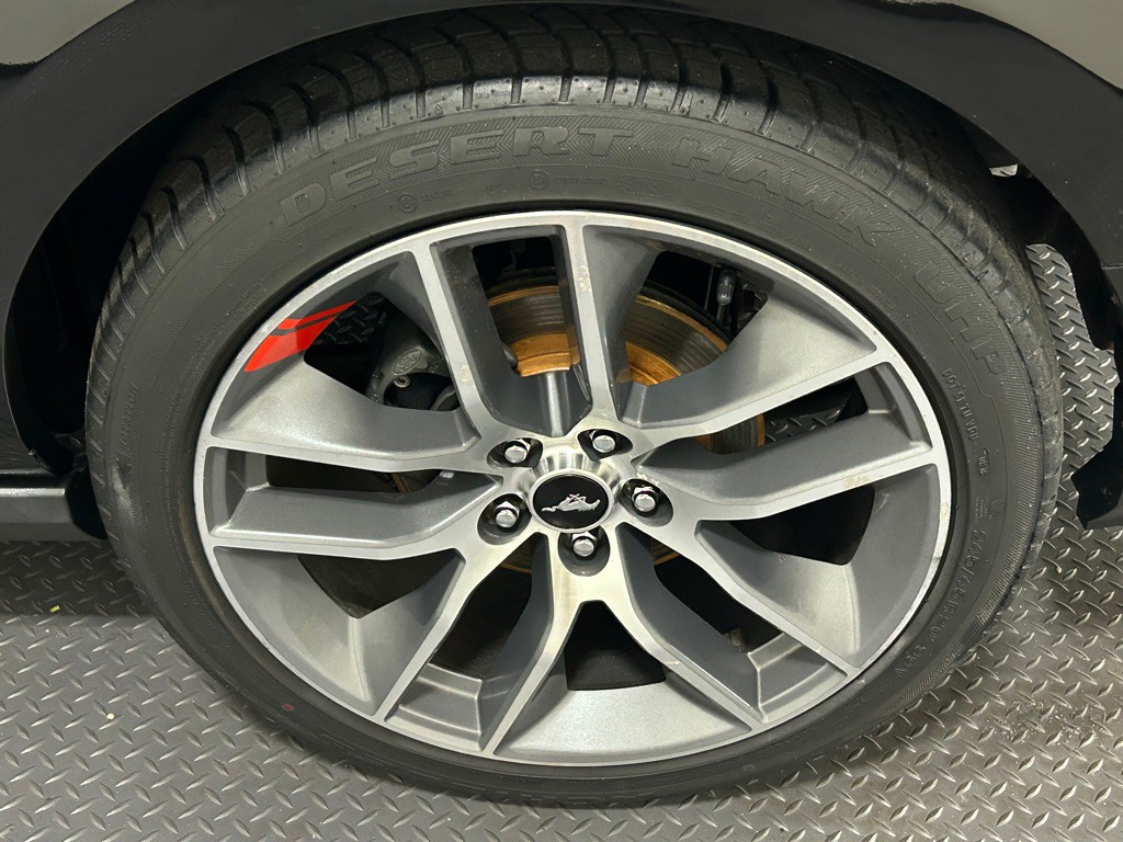 2012 Ford Mustang Image 20