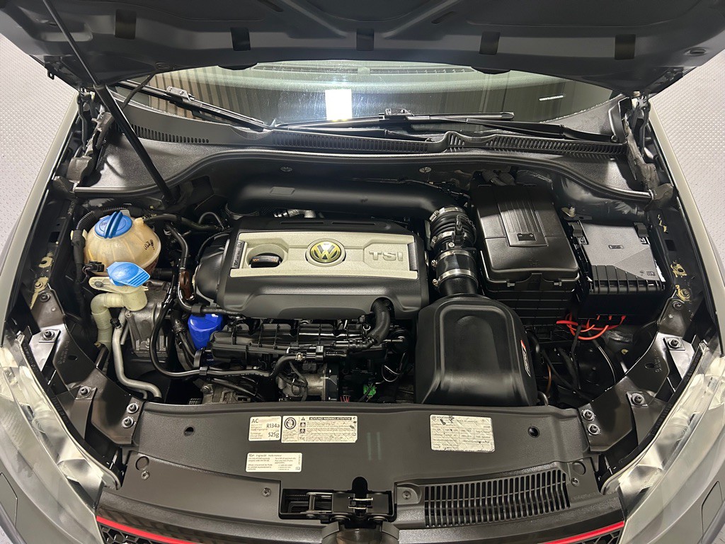 2012 Volkswagen GTI Image 18