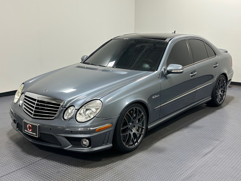 2008 Mercedes-Benz E-Class Image 1