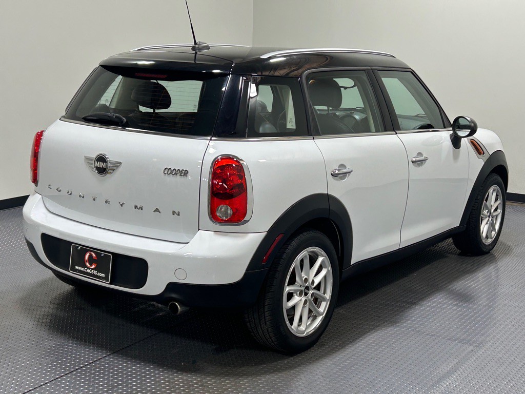2015 MINI Cooper Image 5