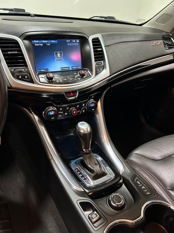 2015 Chevrolet SS Image 14