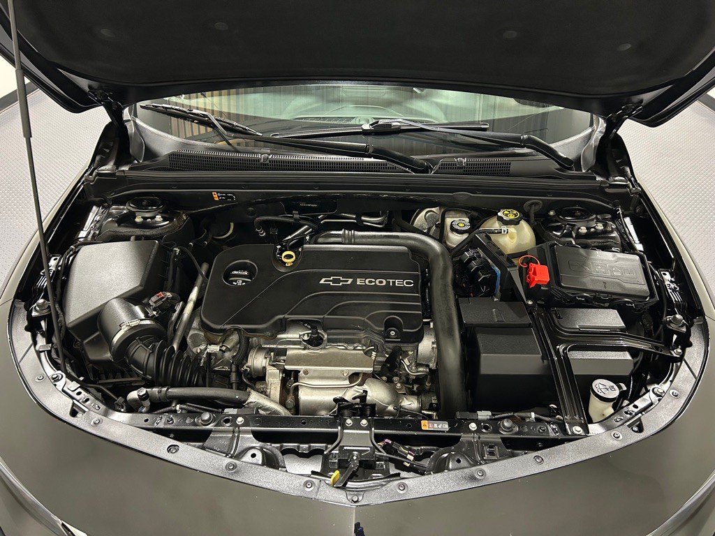 2016 Chevrolet Malibu Image 15