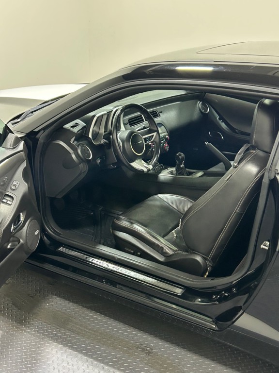 2011 Chevrolet Camaro Image 8