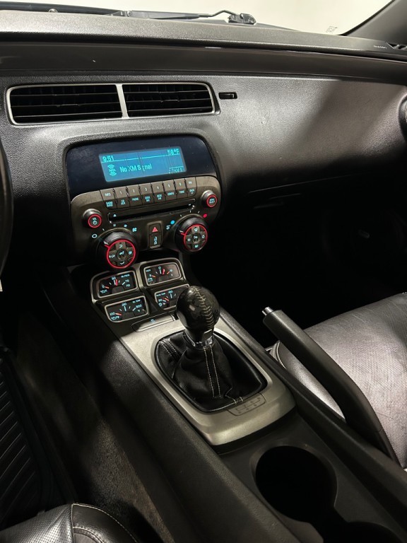 2011 Chevrolet Camaro Image 13