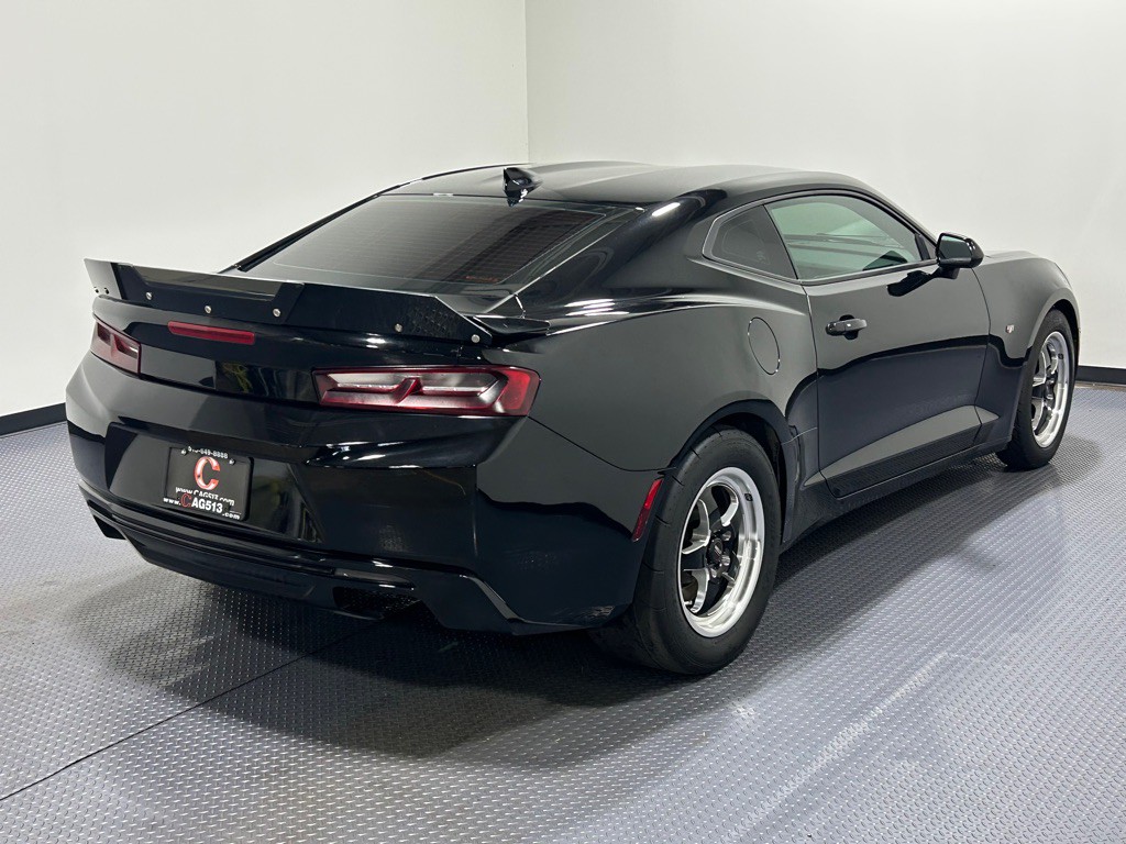 2017 Chevrolet Camaro Image 5