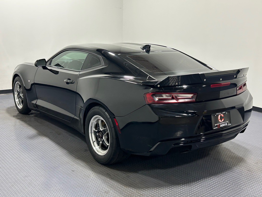2017 Chevrolet Camaro Image 7