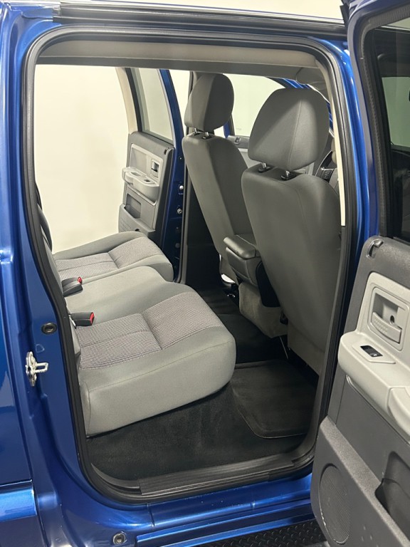 2011 Dodge Dakota Image 10