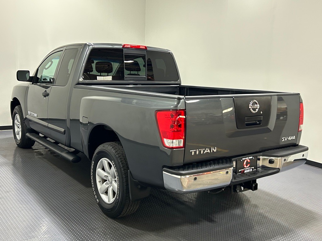 2011 Nissan Titan Image 7