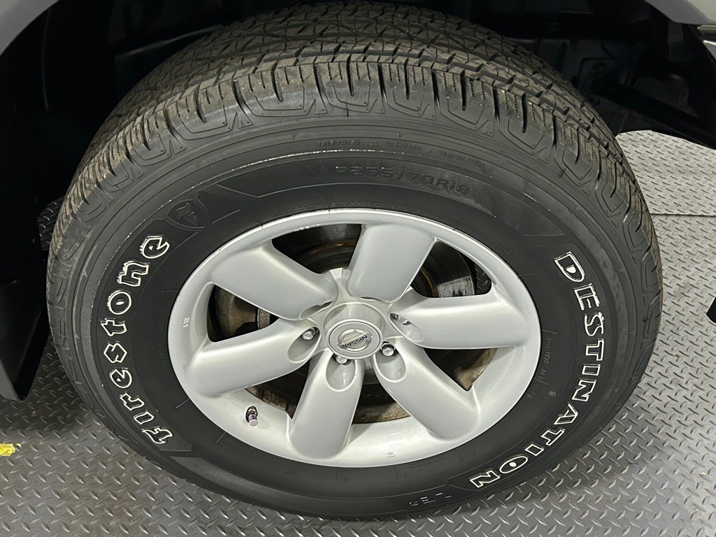 2011 Nissan Titan Image 16