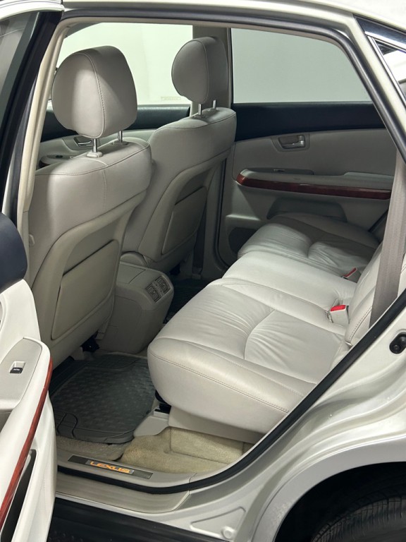 2007 Lexus RX Image 9