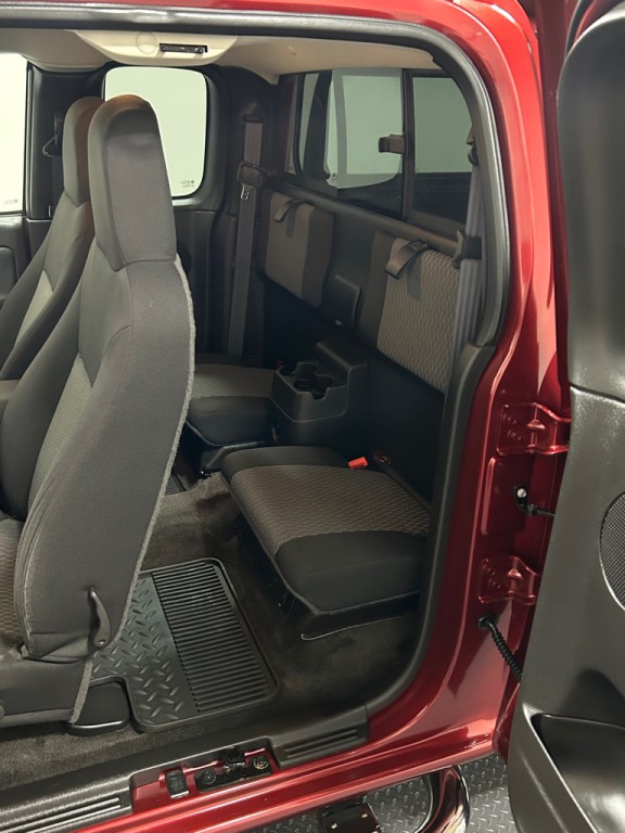 2010 Chevrolet Colorado Image 9