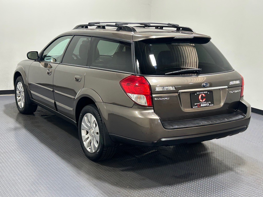 2009 Subaru Outback Image 7