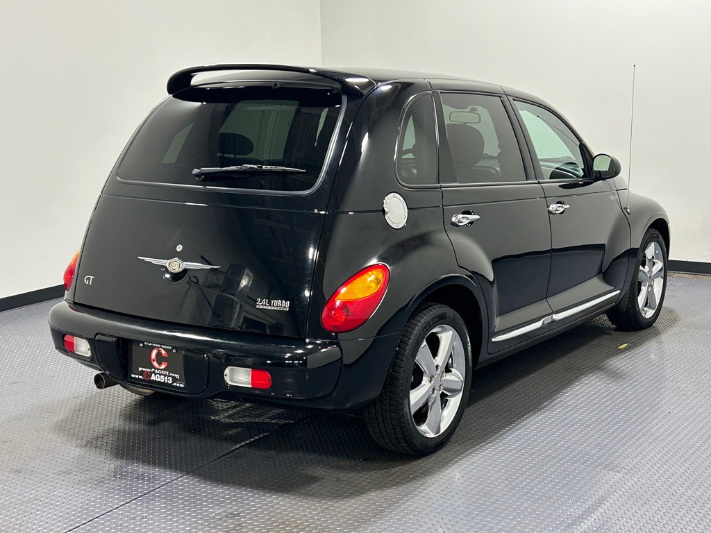 2004 Chrysler PT Cruiser Image 5