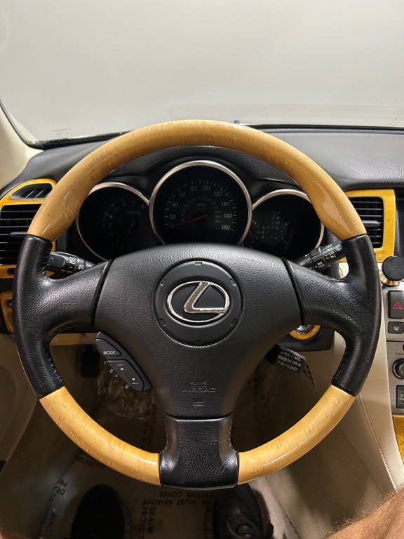 2002 Lexus SC Image 14