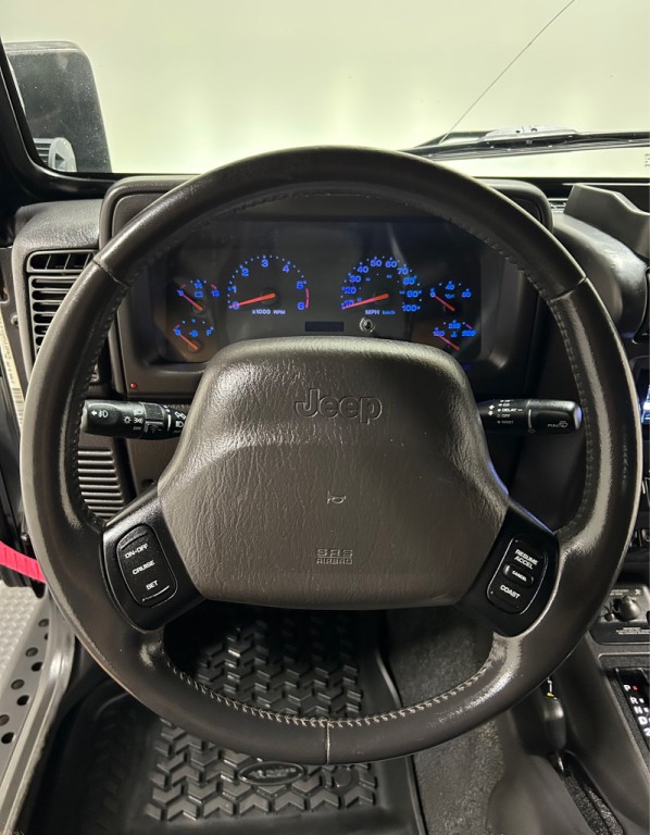 2002 Jeep Wrangler Image 13