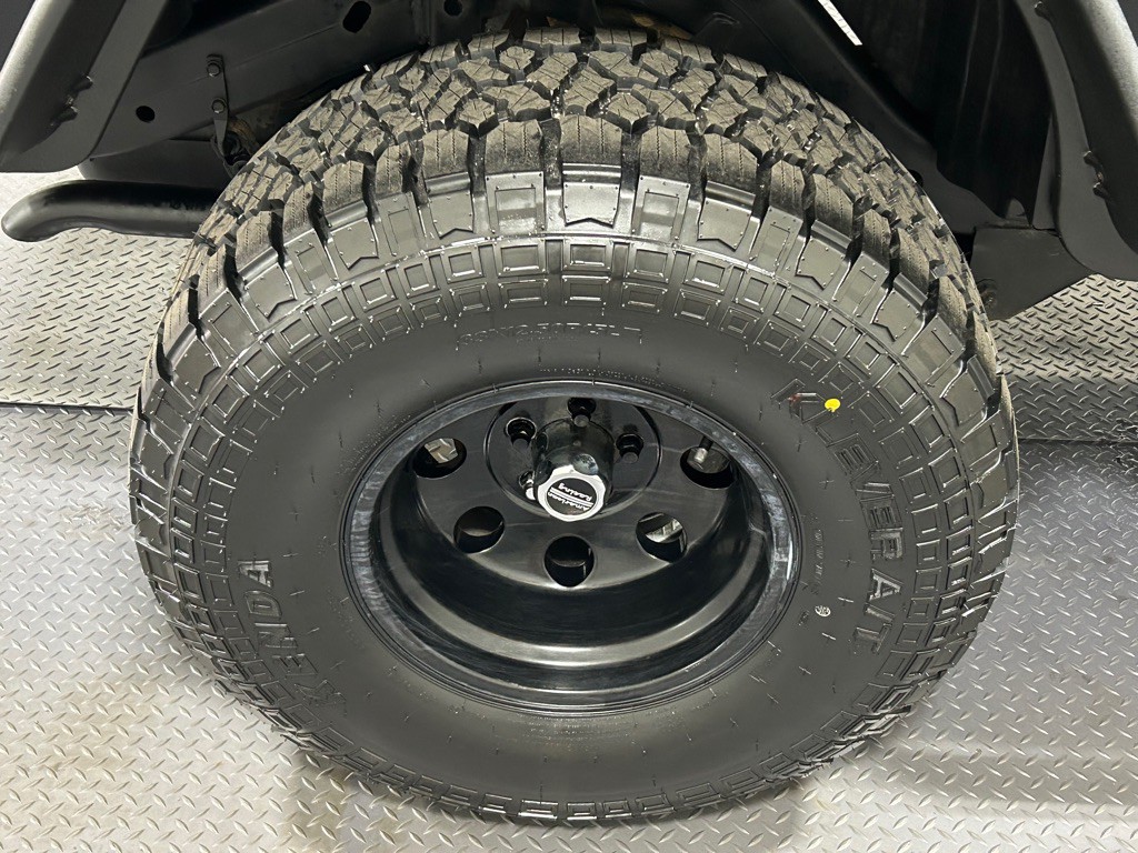 2002 Jeep Wrangler Image 16