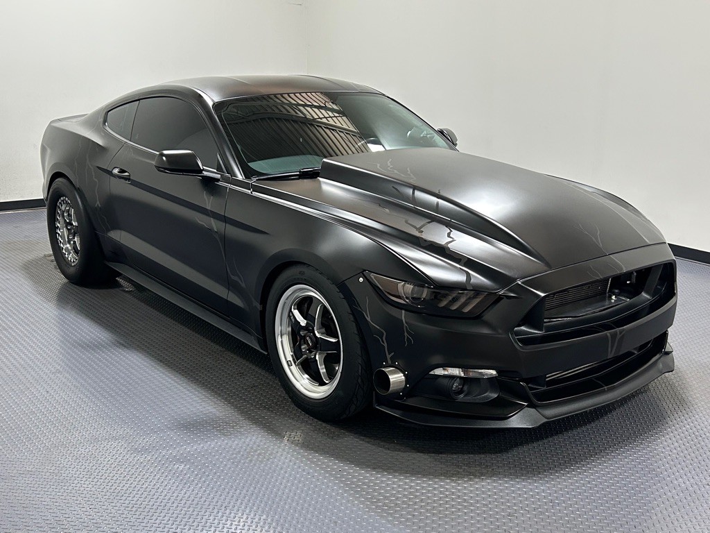 2017 Ford Mustang Image 4