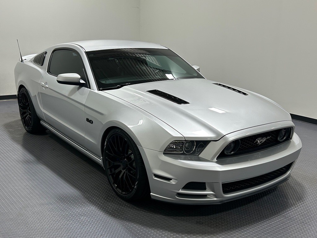 2013 Ford Mustang Image 4