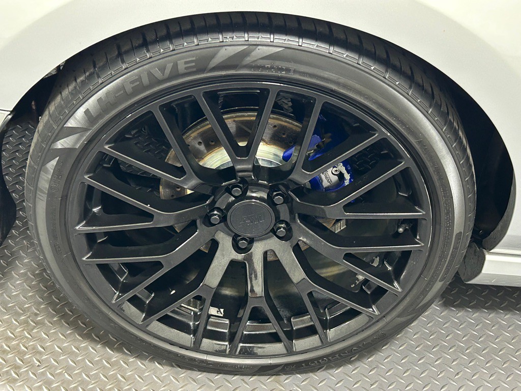 2013 Ford Mustang Image 18