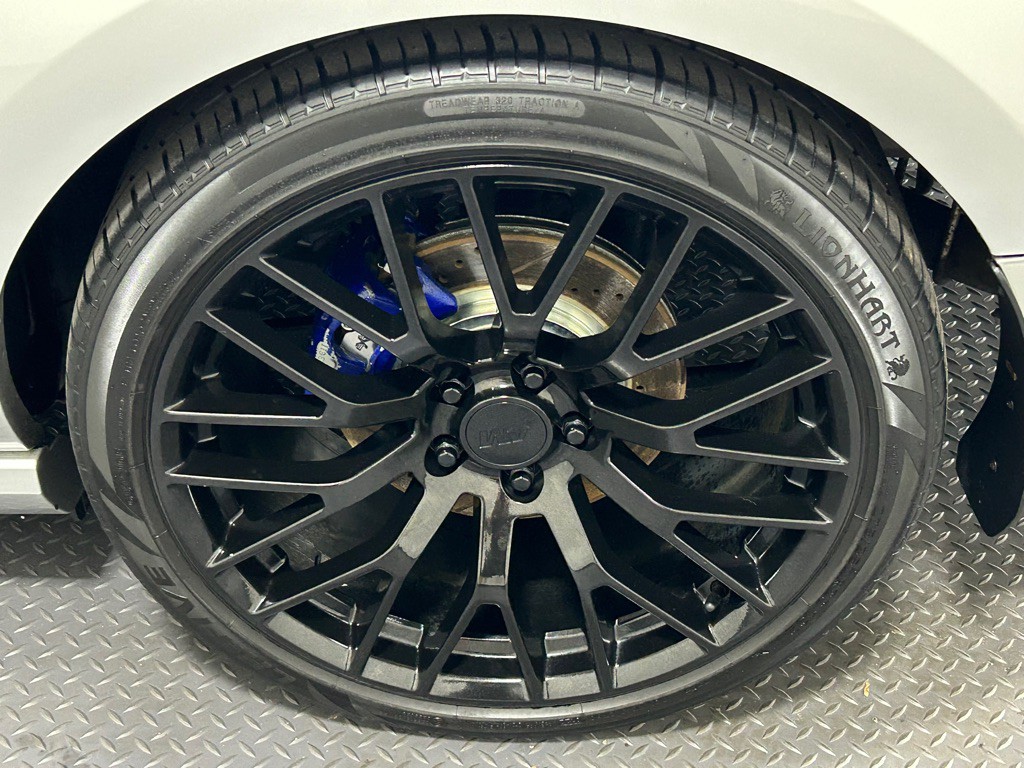 2013 Ford Mustang Image 19