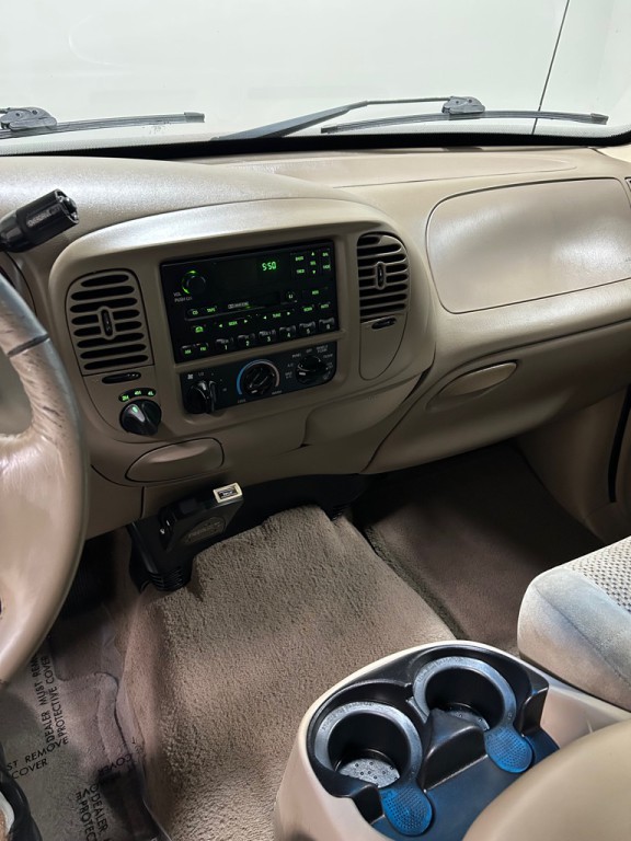 2001 Ford F-150 Image 12