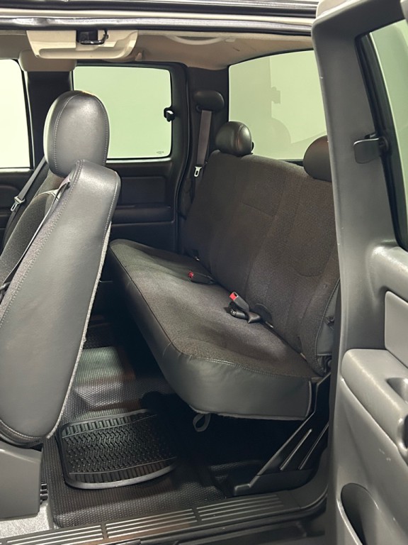 2005 Chevrolet Silverado 1500 Image 9