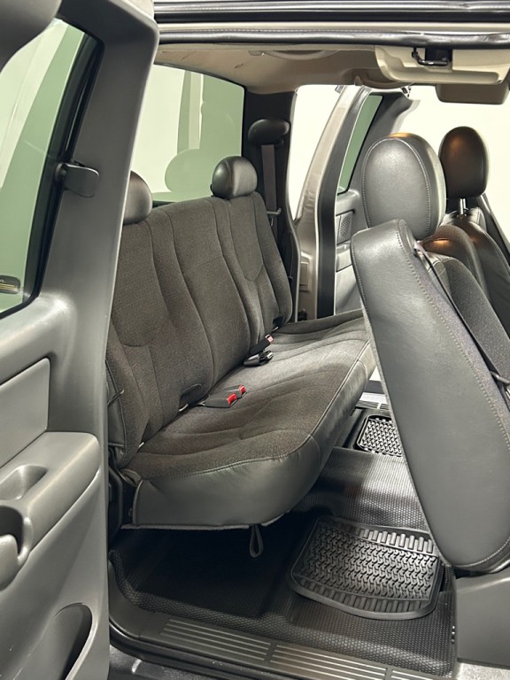 2005 Chevrolet Silverado 1500 Image 10
