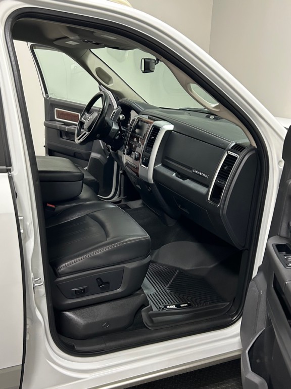 2011 Dodge Ram 3500 Image 11