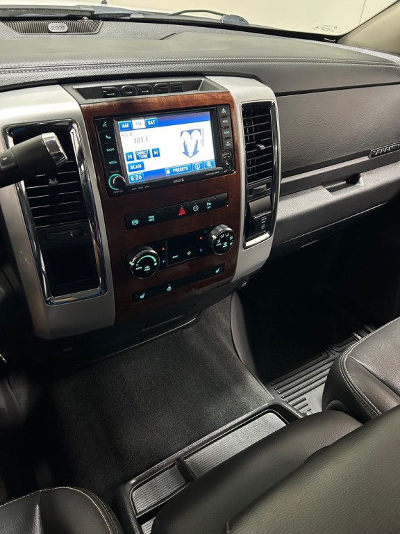2011 Dodge Ram 3500 Image 13