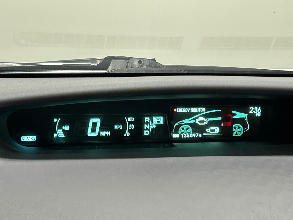 2010 Toyota Prius Image 13