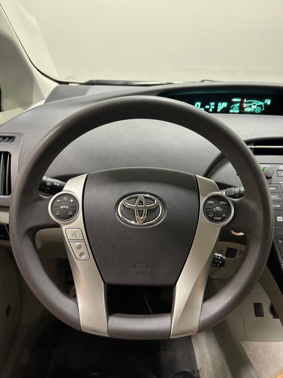 2010 Toyota Prius Image 15