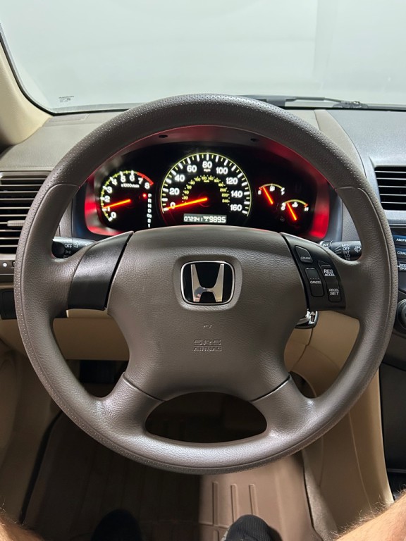 2003 Honda Accord Image 15