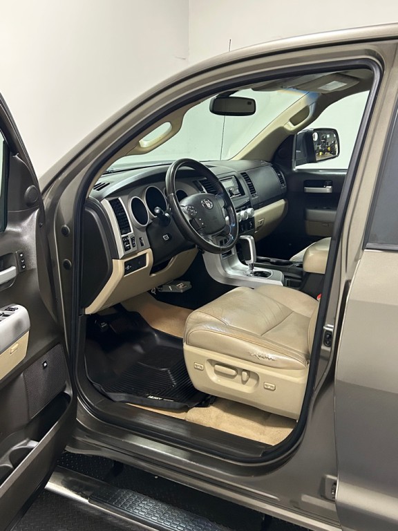 2008 Toyota Tundra Image 8