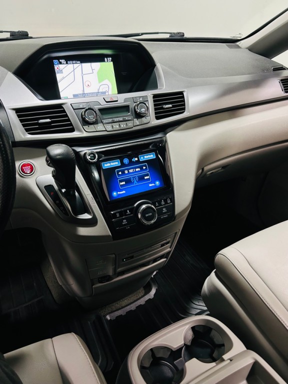 2014 Honda Odyssey Image 15
