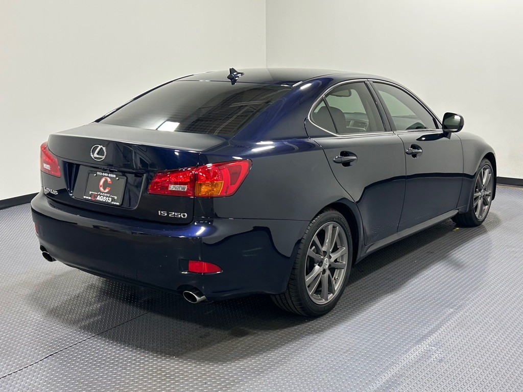 2008 Lexus IS Image 5